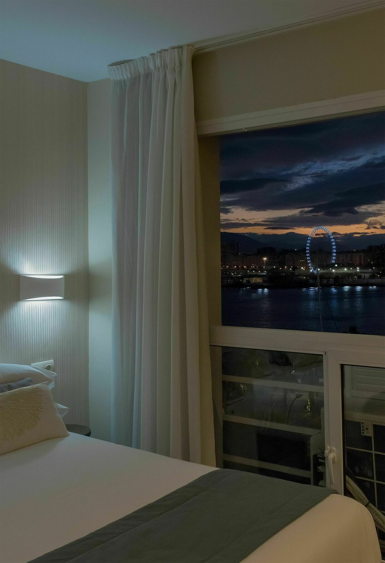Apartamentos Malagueta Urban Beach Málaga Exterior foto
